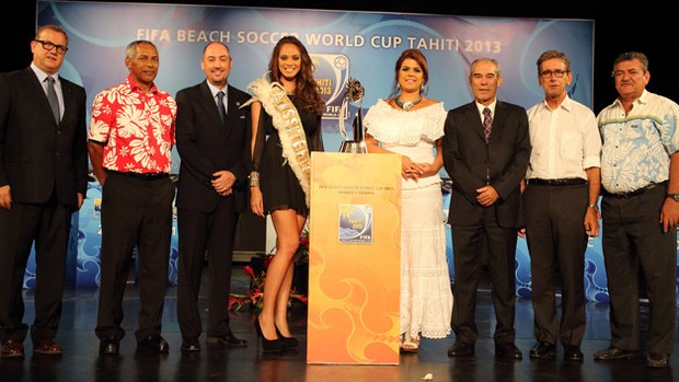 Sorteio em Papeete no Taiti define as chances para Copa do Mundo de futebol de areia (Foto: Divulgação/BSWW) Sorteio em Papeete no Taiti define as chances para Copa do Mundo de futebol de areia (Foto: Divulgação/BSWW)