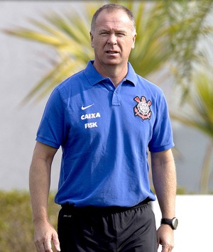 Mano deseja boa sorte a Pato e avisa: ‘Não temos de estar preocupados’