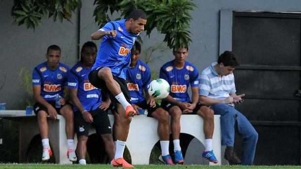 Bruno Peres, lateral do Santos (Foto: Ivan Storti / Divulgação Santos FC)