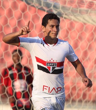 Ganso, do São Paulo, comemora gol contra Ituano (Foto: Rubens Chiri / saopaulofc.net)