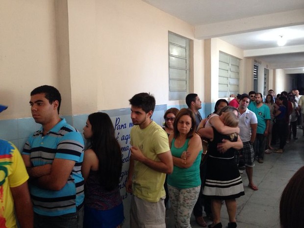 Filas em local de votação de Caruaru, Pernambuco (Foto: Alessandra Costa/ G1)