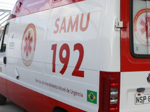 Ambulância foi assaltada na tarde desta quinta-feira, 31. (Foto: Carlos Borges/O Liberal) Ambulância foi assaltada na tarde desta quinta-feira, 31. (Foto: Carlos Borges/O Liberal)