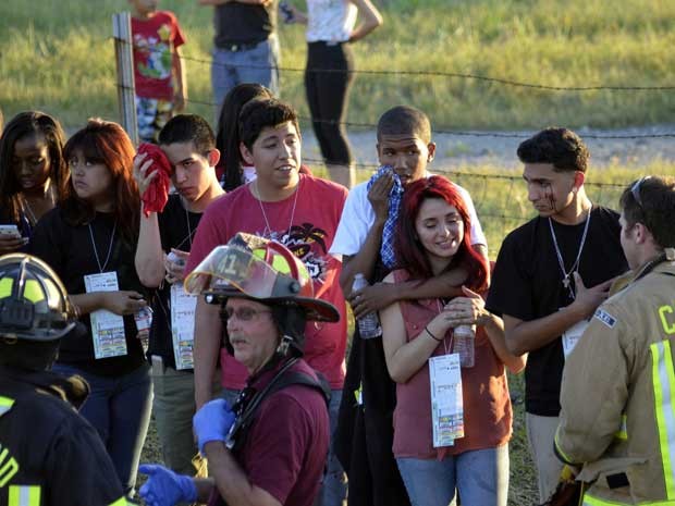 Ônibus transportava estudantes do ensino médio da área metropolitana de Los Angeles para a Universidade Estadual de Humboldt, em Arcata. (Foto: Dan Reidel / Chico Interprise Record / via Reuters)