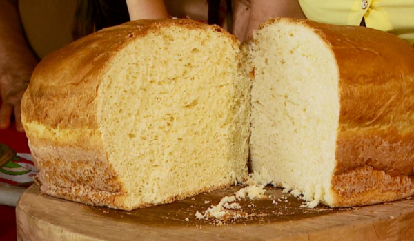 o quadro Segredos da Cozinha, a receita da vez é um pão caseiro. (Foto: divulgação/ EPTV)