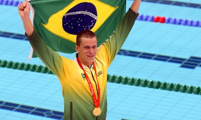 cesar cielo medalha de ouro PEquim 2008 (Foto: Agência AP)