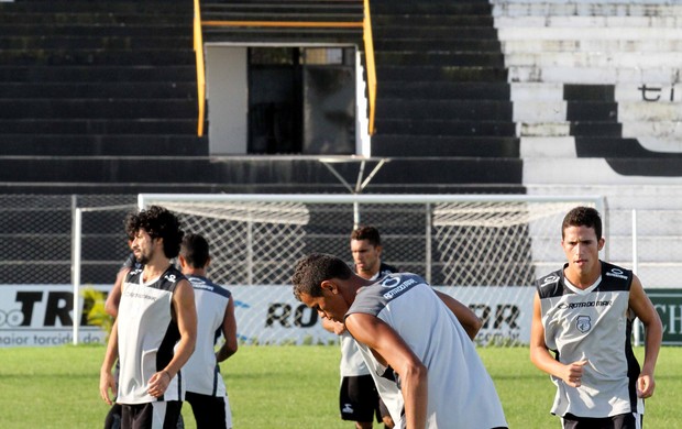 Treino do Treze no Estádio Presidente Vargas (Foto: Magnus Menezes / Jornal da Paraíba)