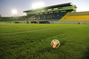 Estádio Florestão, em Rio Branco (Foto: João Paulo Maia)