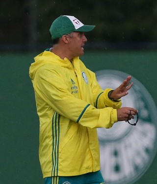 Palmeiras disseca primeiro rival da Libertadores