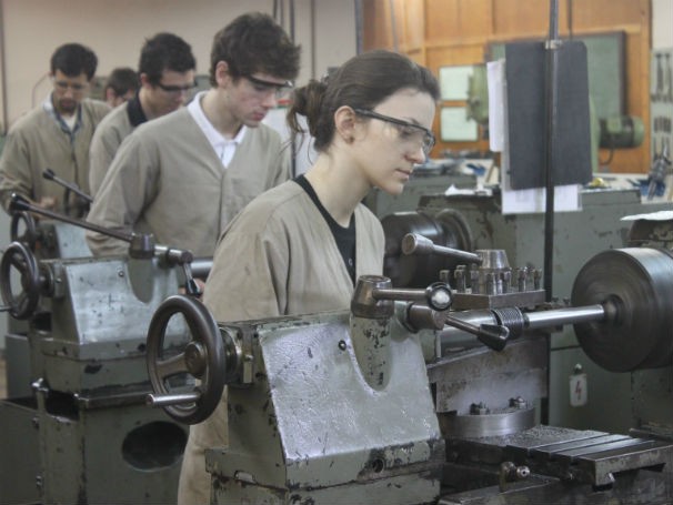 Curso de Eletrônica da Escola Técnica Federal do as