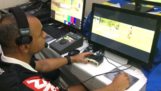 Árbitro de Vídeo (créditos: Diego Ribeiro)