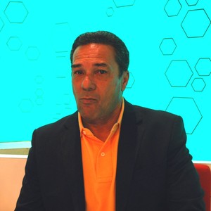 Palmeiras procura Luxa, mas exige adequação ao 