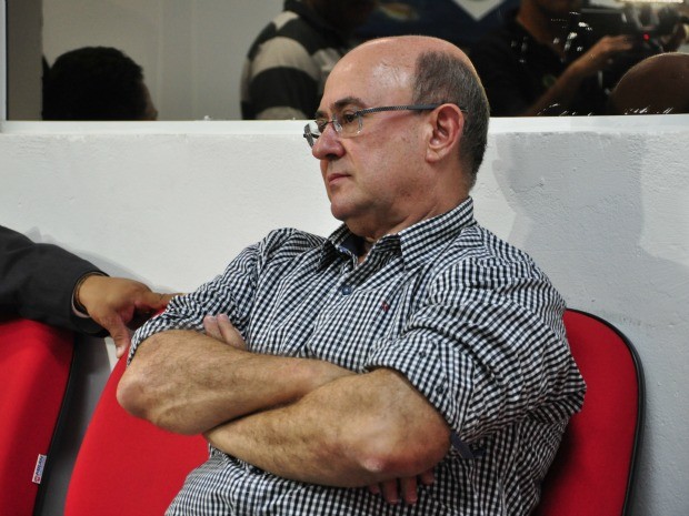 Ex-deputado José Riva (PSD) deixou prisão para acompanhar depoimento de Gilmar Fabris (PSD). (Foto: Renê Dióz / G1)