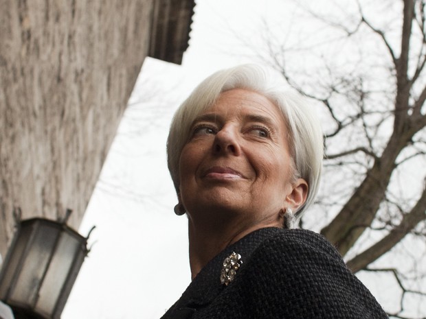 Diretora do FMI, Christine Lagarde, chega no conselho alemão de relações exteriores em Berlim (Foto: Reuters)
