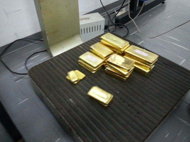 O ouro foi depoistado na Caixa até o fim das investigações (Foto: Divulgação/Polícia Federal Sorocaba)