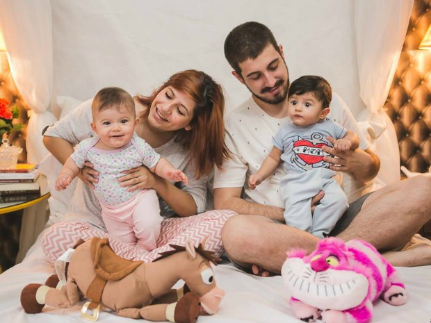 Gêmeos têm oito meses (Foto: Arquivo Pessoal/Cassia Machado) Gêmeos têm oito meses (Foto: Arquivo Pessoal/Cassia Machado)