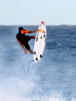 treino surfe Gabriel Medina off the wall (Foto: Pedro Gomes Photography)