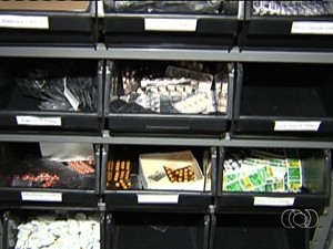 Falta medicamentos em posto de saúde de Goiânia (Foto: Reprodução/TV Anhanguera)