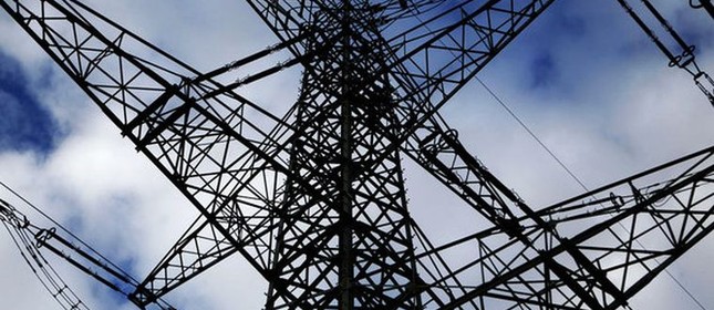 Linha de transmiss&atilde;o de energia  (Foto: Reuters)
