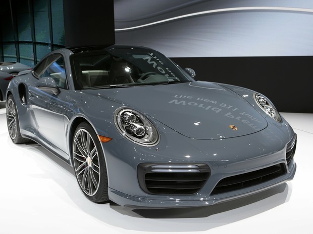 Auto Esporte - Porsche 911 chega com novos motores turbo ao Brasil