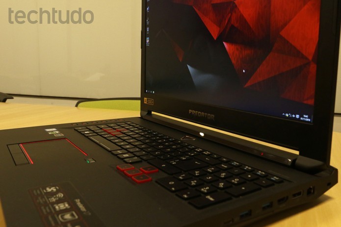 Notebook gamer é opção para quem não quer investir em consoles (Foto: Caio Bersot/TechTudo)