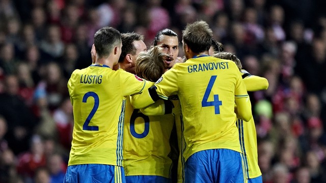 denmark_sweden_soccer_amar_1.jpg