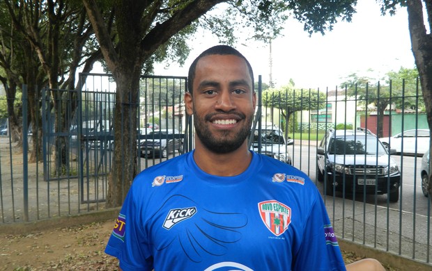 Herick Samora é um dos jogadores profissionais do elenco. (Foto: Kaleo Martins / Globoesporte.com)