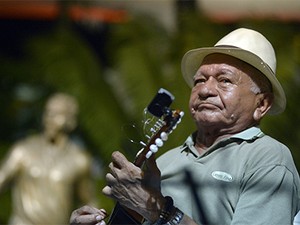 Macaúba do Bandolim faz show no Estoril (Foto: Ceará;Fortaleza;jornalismo;choro;Macaúba;bandolim)