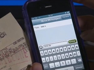 Para participar é preciso mandar um SMS com uma das informações do cupom fiscal (Foto: Reprodução/ RPC TV)