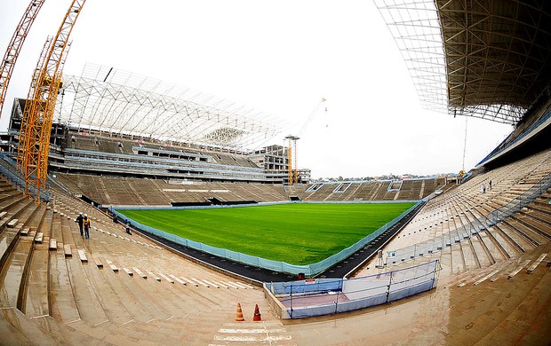 obras acabamento estádio Itaquerão Corinthians (Foto: Marcos Ribolli / Globoesporte.com)