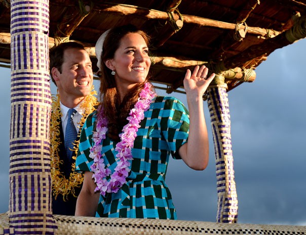 Princípie William e a duquesa de Cambridge visitam Honiara, nas Ilhas Salomão. (Foto: Daniel Munoz/Reuters)
