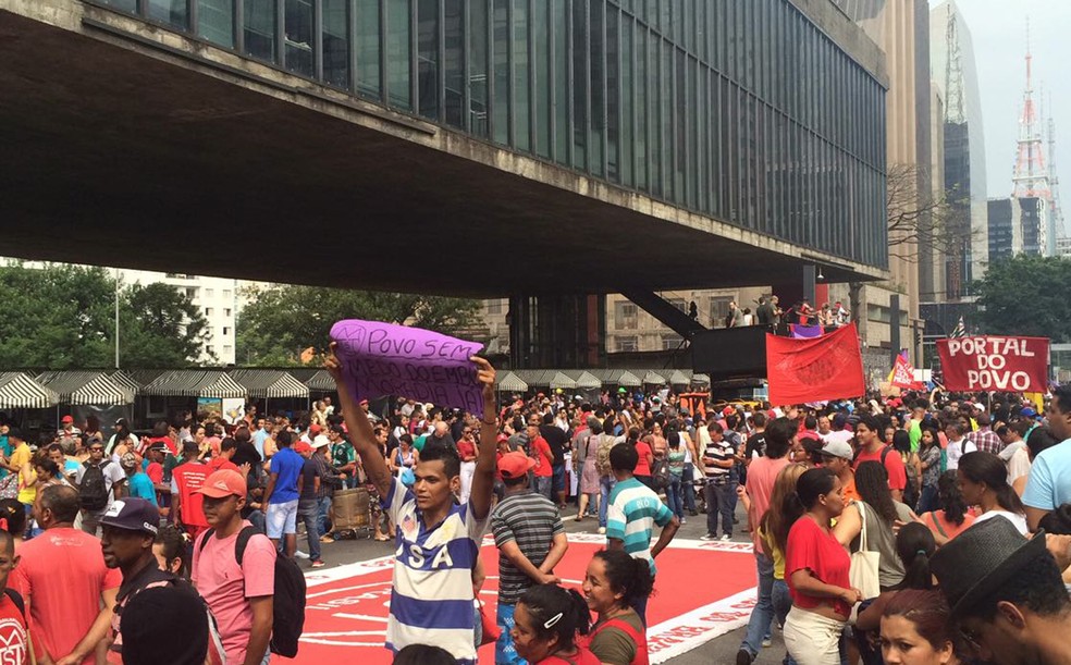 Concentração no Masp (Foto: Livia Machado/ G1 )