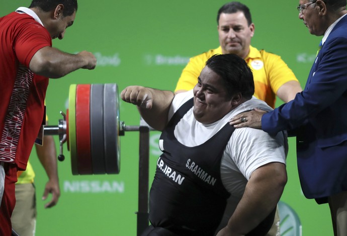 Siamand Rahman Irã halterofilismo ouro +107kg rio 2016 (Foto: Reuters) Siamand Rahman Irã halterofilismo ouro +107kg rio 2016 (Foto: Reuters)