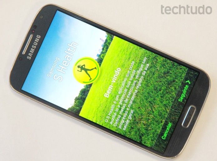 Galaxy S4 oferece hardware mais avançado (Foto: Allan Mello/TechTudo)