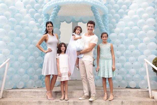 Aniversário de Helena, filha de Rodrigo Faro e Vera Viel (Foto: Rafael Cusato e Marcos Ribas/Brazil News) Aniversário de <i>fotos da filha de rodrigo faro</i> Helena, filha de Rodrigo Faro e Vera Viel (Foto: Rafael Cusato e Marcos <u>rodrigo</u> Ribas/Brazil News)