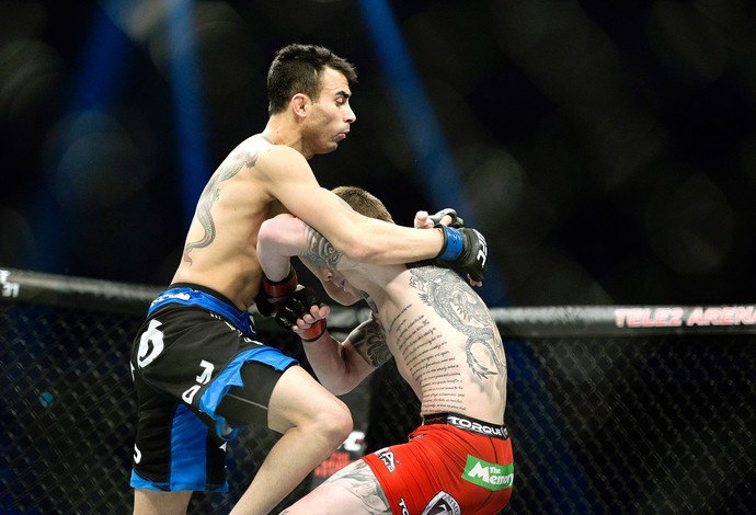Makwan Amirkhani x Andy Ogle, UFC 182 Suécia (Foto: Reuters) Makwan Amirkhani x Andy Ogle, UFC 182 Suécia (Foto: Reuters)