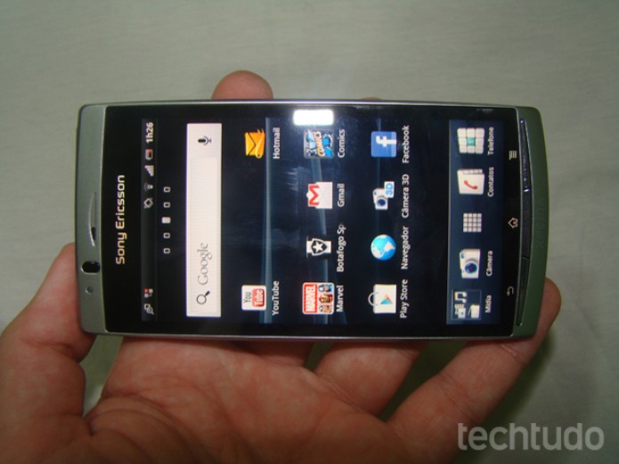 Sony Ericsson Xperia Arc S (Foto: TechTudo/Marlon Câmara) Sony Ericsson Xperia Arc S (Foto: TechTudo/Marlon Câmara)