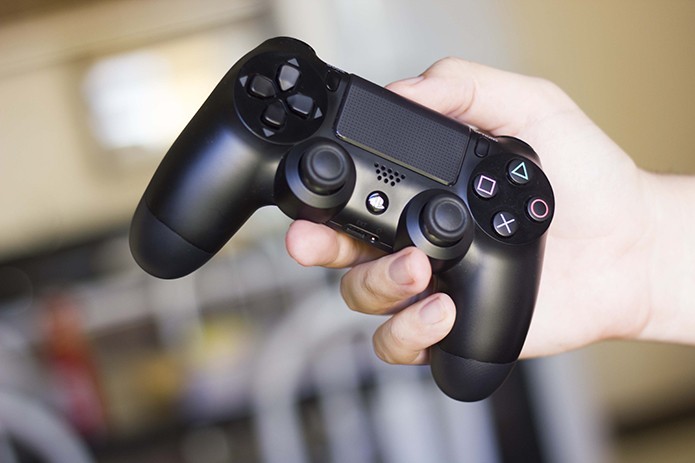 PlayStation 4: como conectar e configurar Controles nenhum videogame (Foto: Reprodução / Débora Magri)