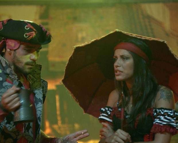 BBB às 23h18m do dia 15/02. (Foto: Big Brother Brasil) BBB às 23h18m do dia 15/02. (Foto: Big Brother Brasil)