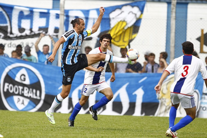 Barcos jogo-treino GrêmioGramadense  (Foto: Lucas Uebel/Grêmio)