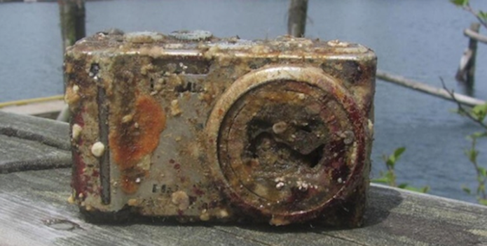 Câmera perdida no mar é encontrada 2 anos depois com as fotos intactas (Foto: Reprodução/Penta Pixel)