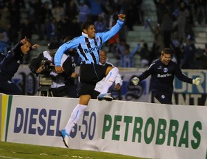 Leandro comemora segundo gol contra Sport (Foto: Lucas Uebel/Grêmio FBPA)