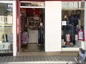 cobrança propaganda Itapecerica (Foto: Reprodução/ TV Integração) cobrança propaganda Itapecerica (Foto: Reprodução/ TV Integração)