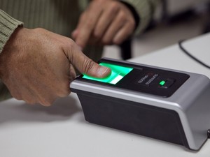 Voto com biometria (Foto: TSE/Divulgação)