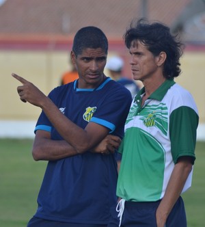 Estanciano treino (Foto: Osmar Rios / GloboEsporte.com)