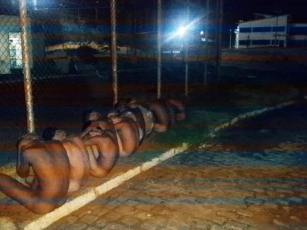 Presos chegaram a pular o muro do pavilhão 3, mas foram recapturados ainda na área interna da penitenciária (Foto: PM/Divulgação)