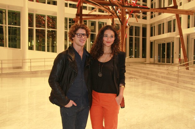 José Loreto e Débora Nascimento (Foto: Isac Luz / EGO)