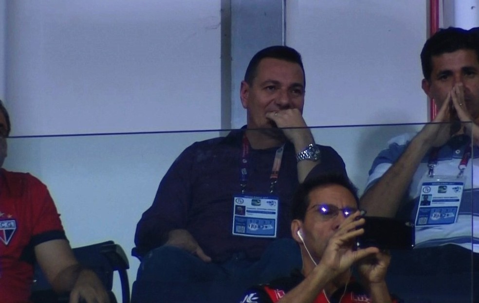 Doriva assistiu ao jogo no Estádio Olímpico (Foto: Reprodução / PFC)