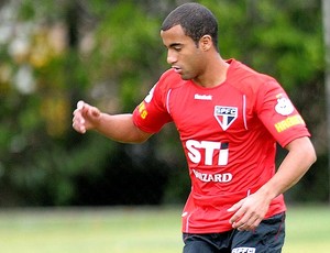 Lucas no treino do São Paulo (Foto: Dorival Rosa / Vipcomm)