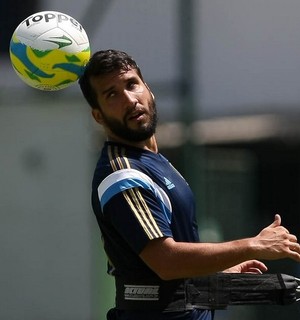 Sem Prass, Palmeiras relaciona Fábio e pode fazer estreia de zagueiro