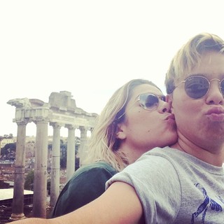Maria Gadu e Lua Leça em Roma (Foto: reprodução/Instagram)